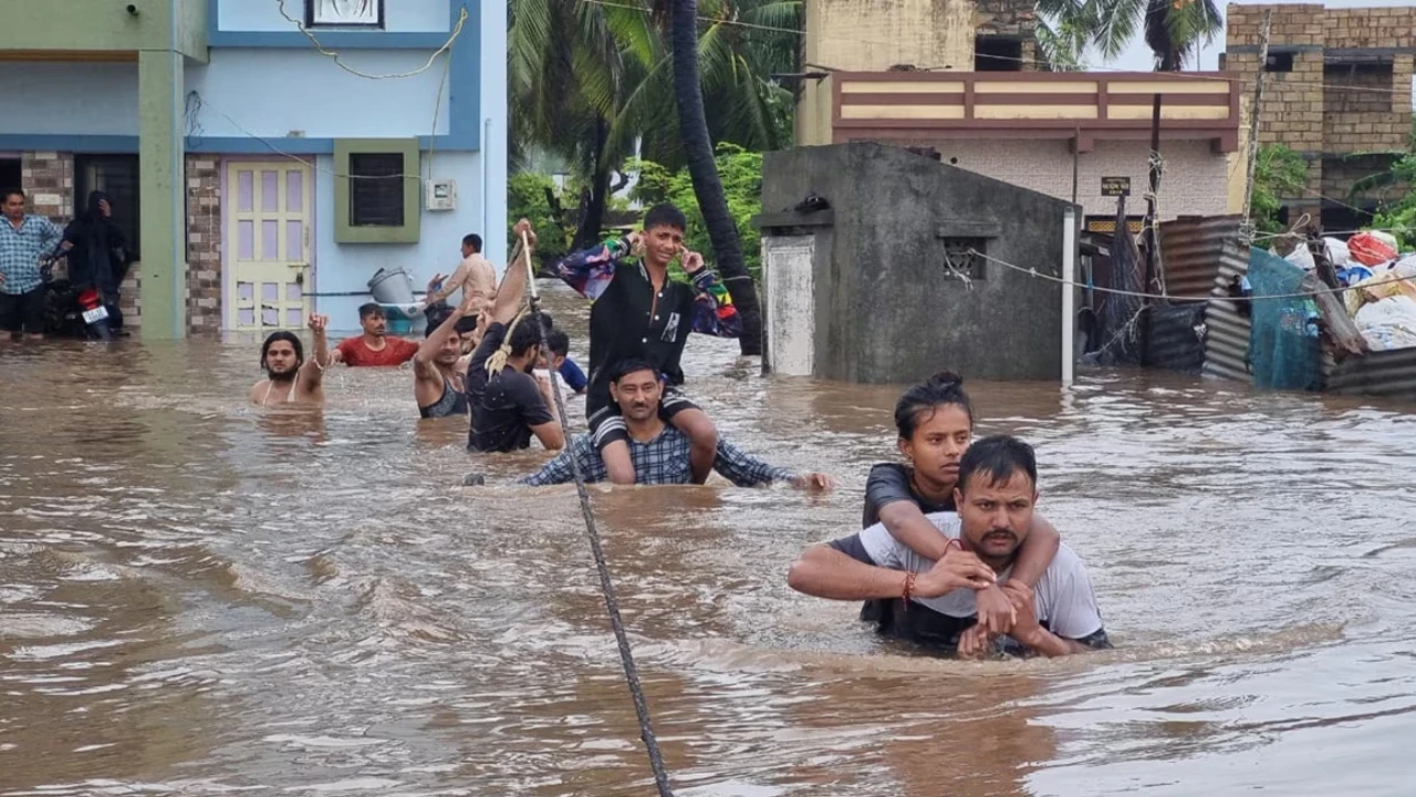 flood-situation-in-saurashtra-gujarat