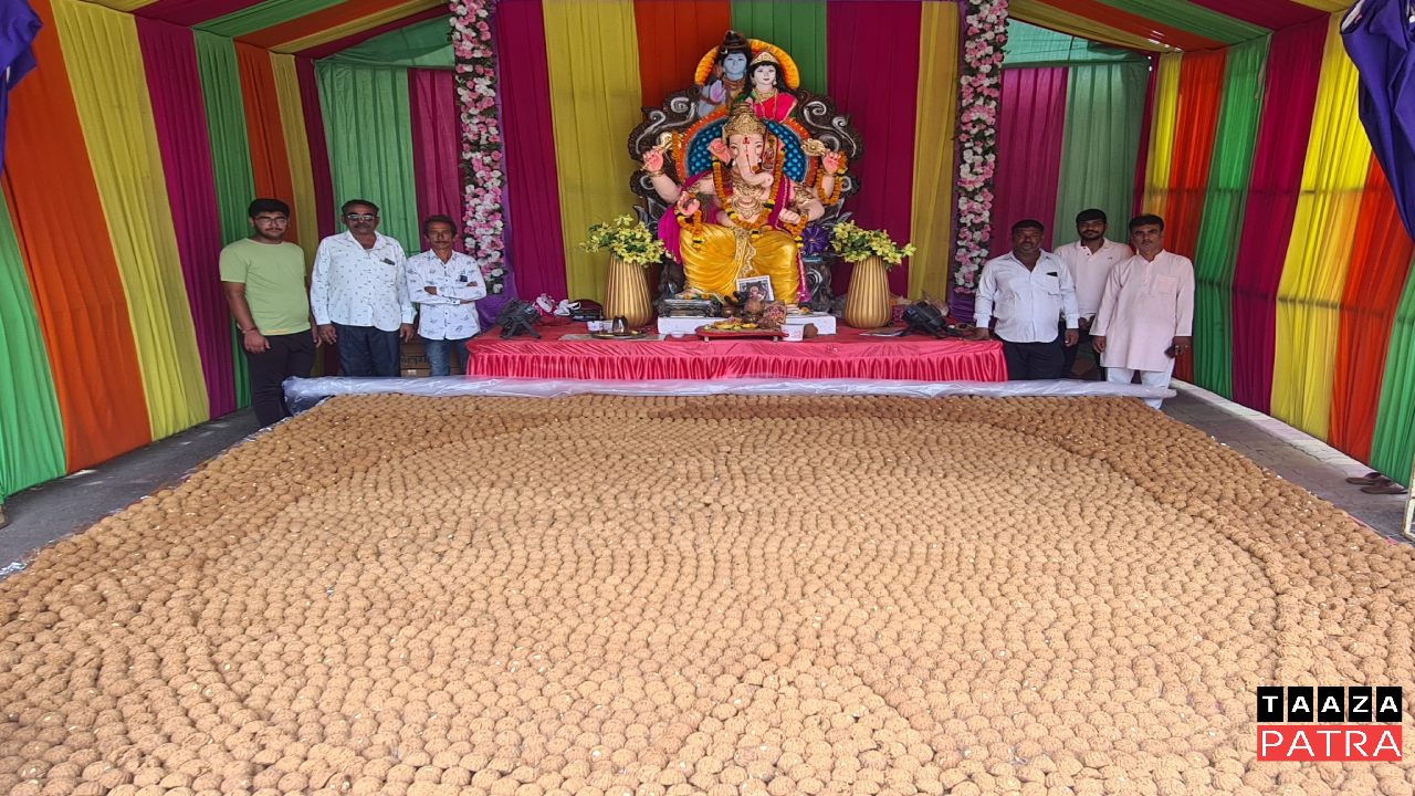 Jamnagar’s Jay Ambe Mitra Mandal celebrates Ganesh Chaturthi with 15,551 laddus